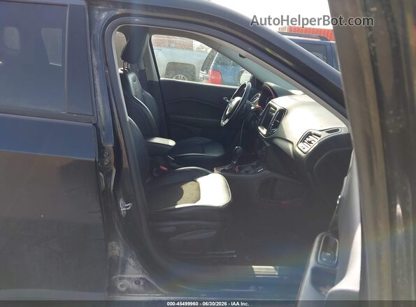 3C4NJDDB7LT214657 2020 JEEP COMPASS Black წინა სალონის ხედი