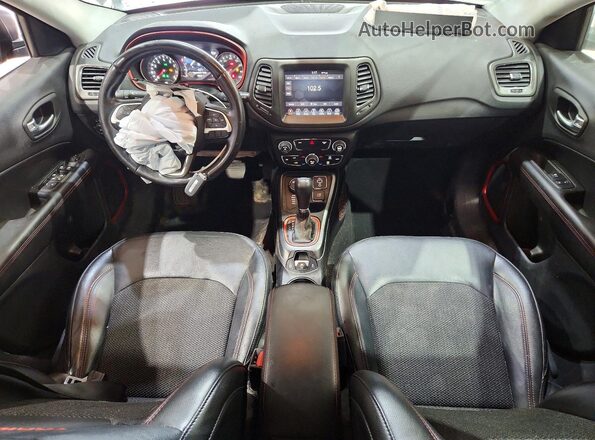 3C4NJDDB7LT234648 2020 JEEP COMPASS Black Widok deski rozdzielczej