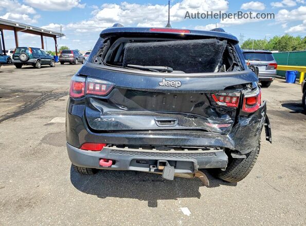 3C4NJDDB8HT635410 2017 JEEP COMPASS Black Вид ззаду