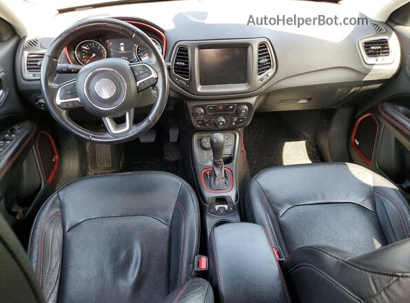 3C4NJDDB8HT635410 2017 JEEP COMPASS Black Вид панелі приладів