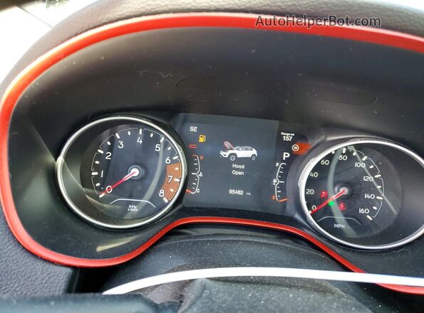 3C4NJDDB8HT635410 2017 JEEP COMPASS Black Вид щитка приладів