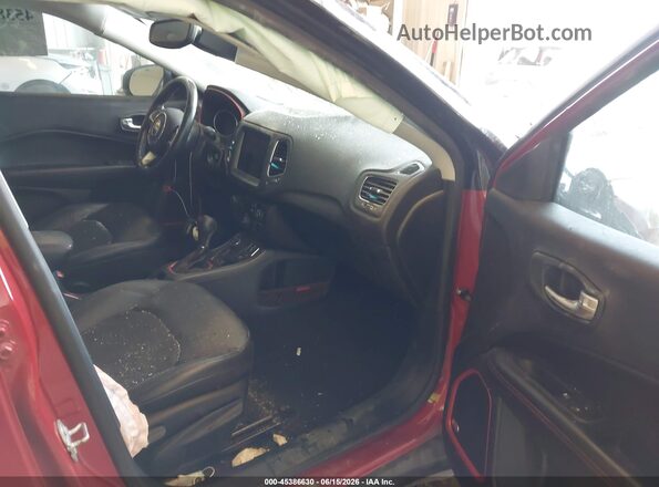 3C4NJDDB9JT128294 2018 JEEP COMPASS Red Widok wnętrza z przodu
