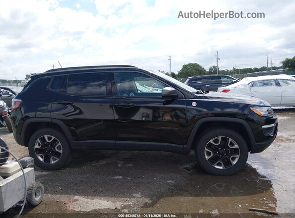 3C4NJDDB9JT307306 2018 JEEP COMPASS Black Սալոնի հետևի տեսք