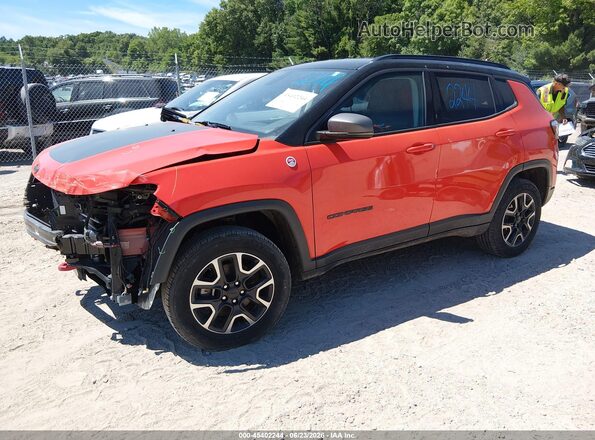 3C4NJDDB9KT697759 2019 JEEP COMPASS Orange Front left
