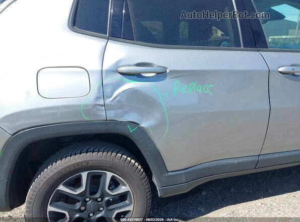 3C4NJDDB9KT712941 2019 JEEP COMPASS Серый 