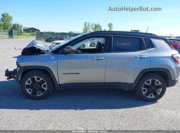 3C4NJDDBXHT651897 2017 JEEP NEW COMPASS Gray 360 interior view