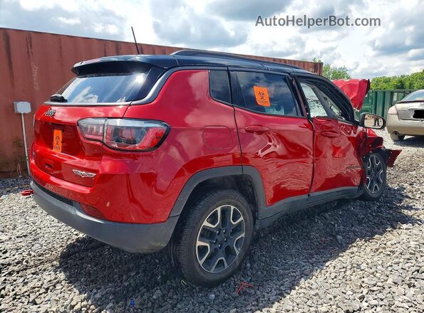 3C4NJDDBXJT457182 2018 JEEP COMPASS Красный Задняя правая четверть