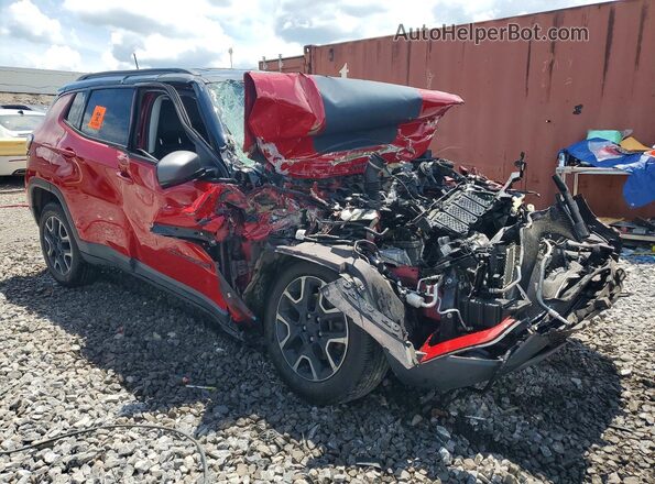 3C4NJDDBXJT457182 2018 JEEP COMPASS Красный Передняя правая четверть