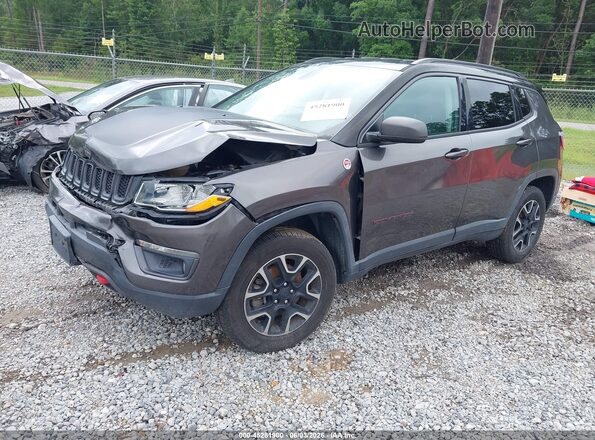 3C4NJDDBXKT627896 2019 JEEP COMPASS Gray Vista tres cuartos delantera izquierda
