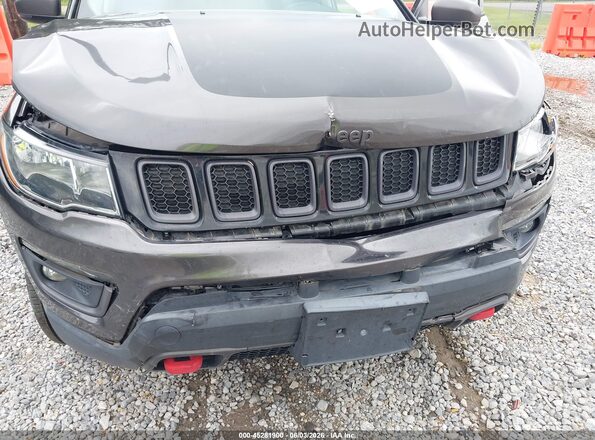 3C4NJDDBXKT627896 2019 JEEP COMPASS Gray Vista frontal