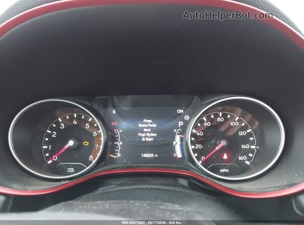 3C4NJDDBXKT681974 2019 JEEP COMPASS Серебряный Вид задних сидений