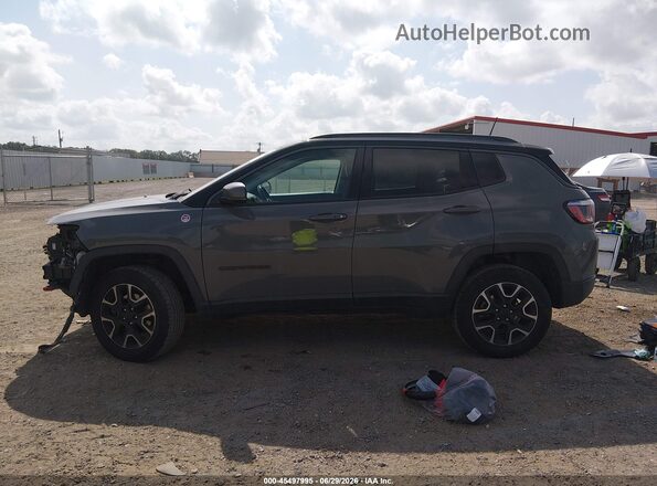 3C4NJDDBXLT203412 2020 JEEP COMPASS Gray 