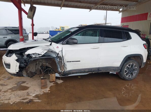 3C4NJDDBXMT600684 2021 JEEP COMPASS White Vista interior de 360 grados