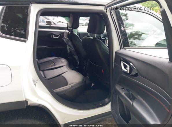 3C4NJDDN1ST524604 2025 JEEP COMPASS White Widok naklejki z numerem VIN
