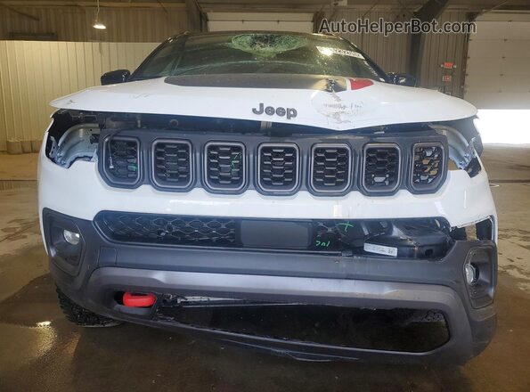 3C4NJDDN1ST583894 2025 JEEP COMPASS White 