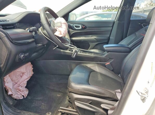 3C4NJDDN2ST584441 2025 JEEP COMPASS Белый 