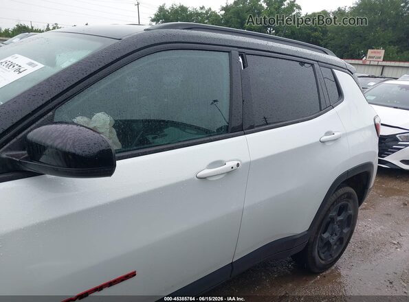 3C4NJDDN4RT596956 2024 JEEP COMPASS White სალონის 360-გრადუსიანი ხედი