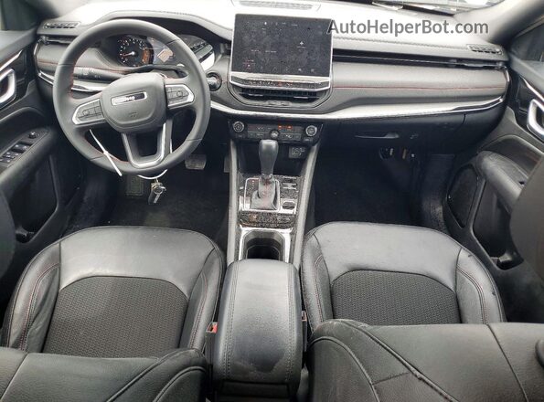 3C4NJDDN5ST590170 2025 JEEP COMPASS White Vista del salpicadero