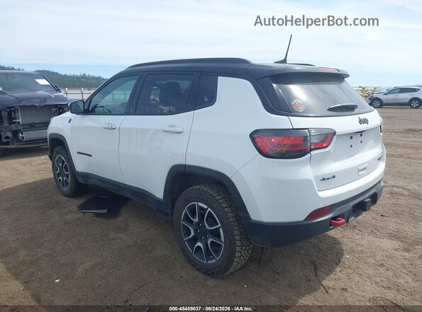 3C4NJDDN6RT166622 2024 JEEP COMPASS White Trasero izquierdo
