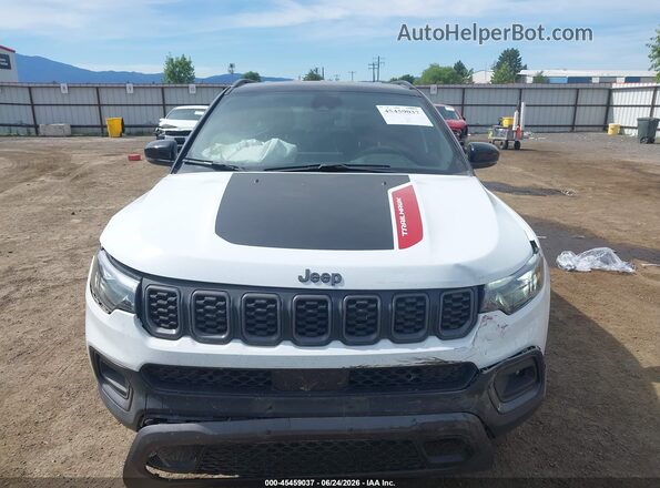 3C4NJDDN6RT166622 2024 JEEP COMPASS White Vista del cuadro de instrumentos
