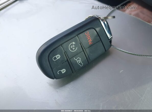 3C4NJDDN6RT166622 2024 JEEP COMPASS White Vista del salpicadero