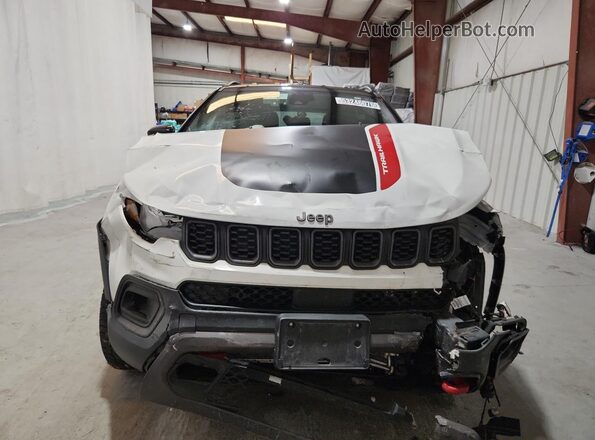 3C4NJDDN6ST564497 2025 JEEP COMPASS White 