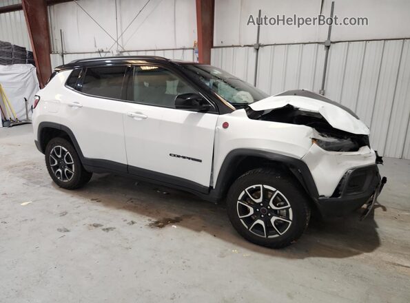 3C4NJDDN6ST564497 2025 JEEP COMPASS White 