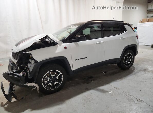 3C4NJDDN6ST564497 2025 JEEP COMPASS White 