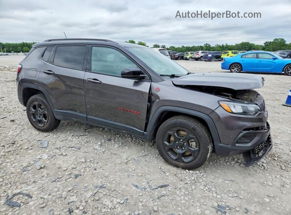 3C4NJDDN7PT528003 2023 JEEP COMPASS Gray Front right