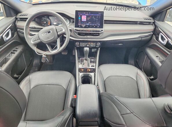 3C4NJDDN7RT100130 2024 JEEP COMPASS Blue Widok deski rozdzielczej