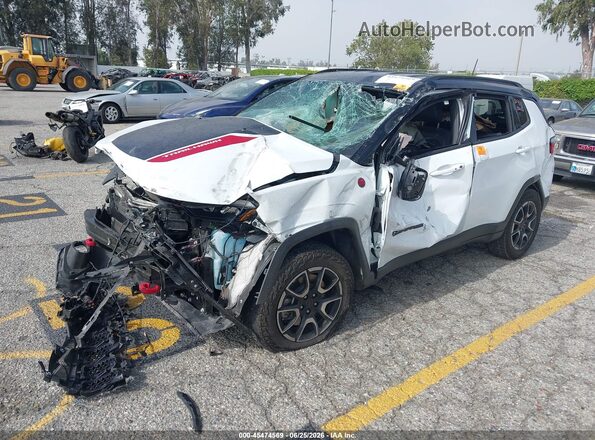 3C4NJDDN8ST553453 2025 JEEP COMPASS White Widok deski rozdzielczej