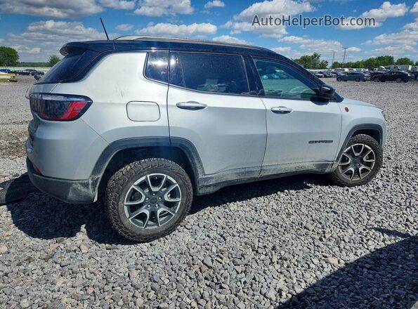 3C4NJDDN9RT108150 2024 JEEP COMPASS Gray Rear right