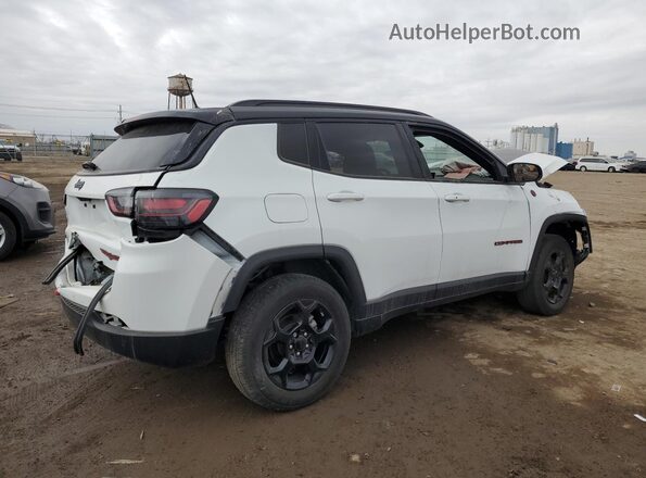 3C4NJDDNXRT581636 2024 JEEP COMPASS White 