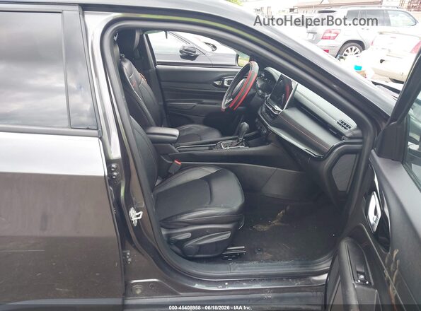 3C4NJDDNXRT595519 2024 JEEP COMPASS Gray Вид салону спереду