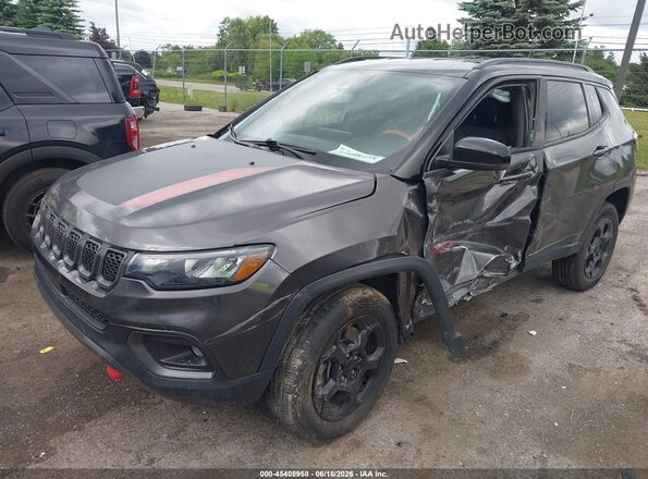 3C4NJDDNXRT595519 2024 JEEP COMPASS Gray Передня ліва чверть