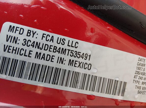 3C4NJDEB4MT535491 2021 JEEP COMPASS Red Vista del compartimento del motor
