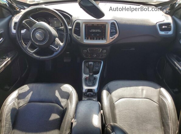3C4NJDEBXMT601395 2021 JEEP COMPASS Black Vista del salpicadero