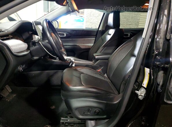3C4NJDFB1NT117972 2022 JEEP COMPASS Black Front interior view