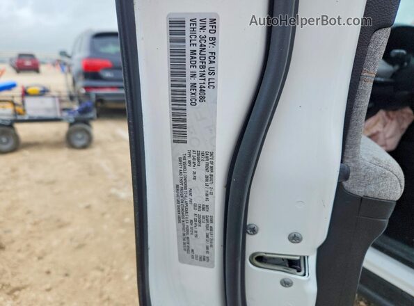 3C4NJDFB1NT144086 2022 JEEP COMPASS White Widok naklejki z numerem VIN