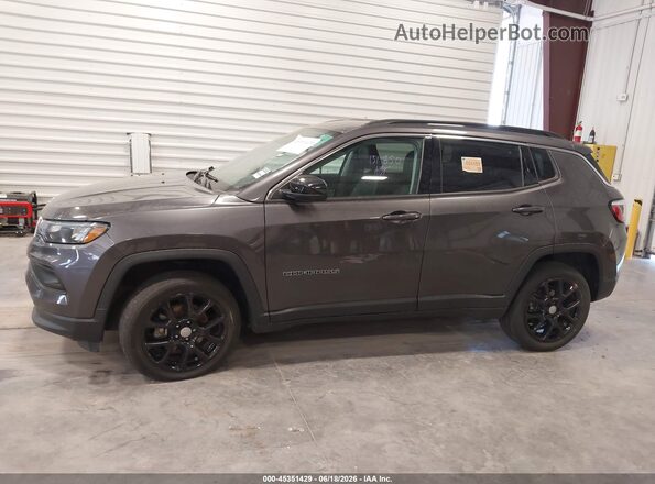 3C4NJDFB2NT131850 2022 JEEP COMPASS Gray 