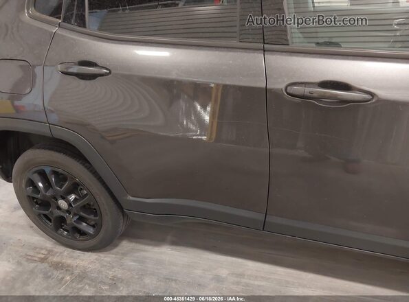 3C4NJDFB2NT131850 2022 JEEP COMPASS Gray Սալոնի հետևի տեսք