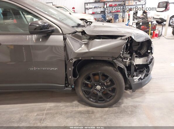 3C4NJDFB2NT131850 2022 JEEP COMPASS Gray Սարքավորումների վահանակի տեսք