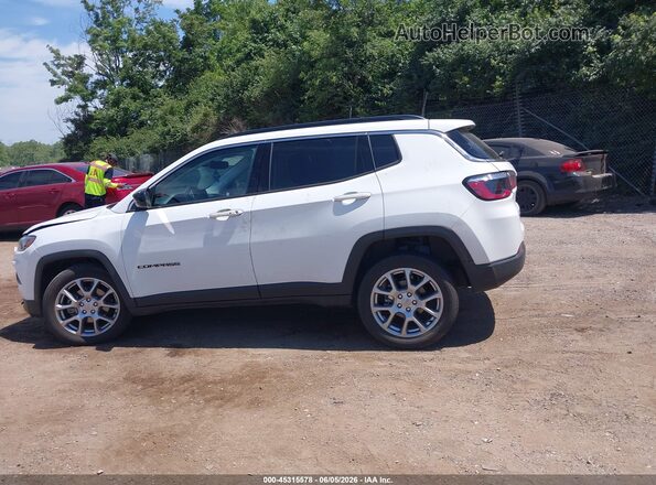 3C4NJDFB2NT177307 2022 JEEP COMPASS Белый 