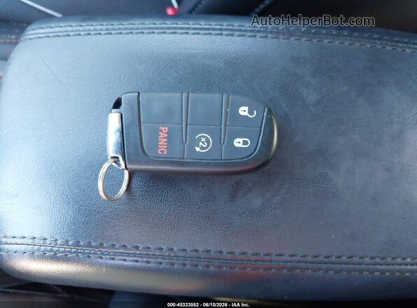 3C4NJDFB5NT221686 2022 JEEP COMPASS Gray Dashboard view