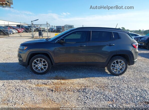 3C4NJDFB5NT221686 2022 JEEP COMPASS Gray 360 interior view