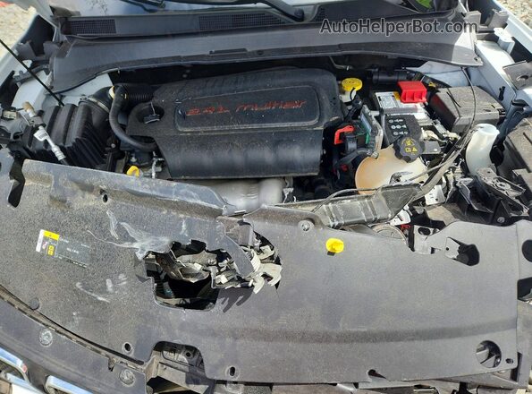 3C4NJDFB6NT172465 2022 JEEP COMPASS Белый 