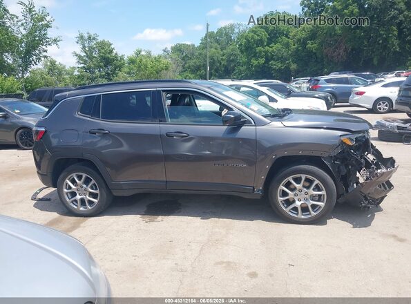 3C4NJDFB6NT204055 2022 JEEP COMPASS Gray უკანა სალონის ხედი