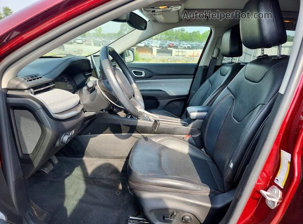 3C4NJDFB6NT207473 2022 JEEP COMPASS Maroon წინა სალონის ხედი