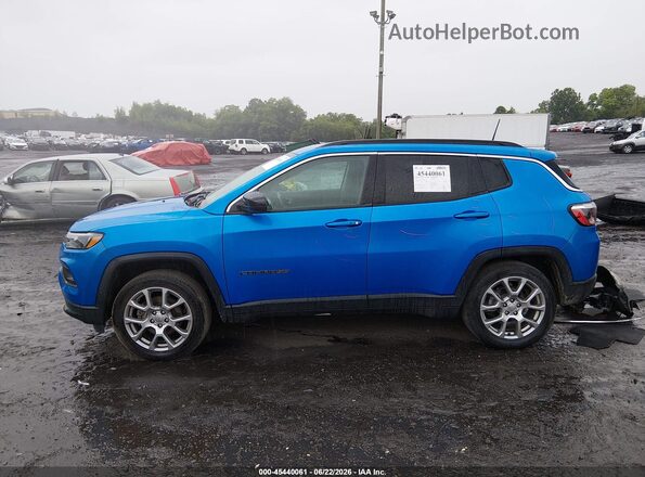 3C4NJDFB7NT117376 2022 JEEP COMPASS Blue 