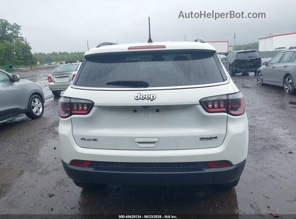 3C4NJDFB7NT130645 2022 JEEP COMPASS White 